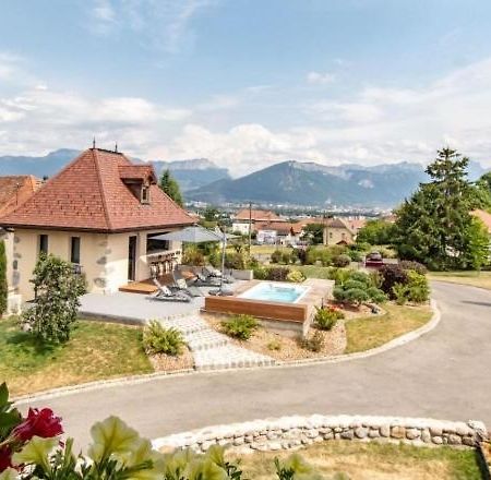 Le Paon Bleu Annecy Poisy Bed and Breakfast Εξωτερικό φωτογραφία