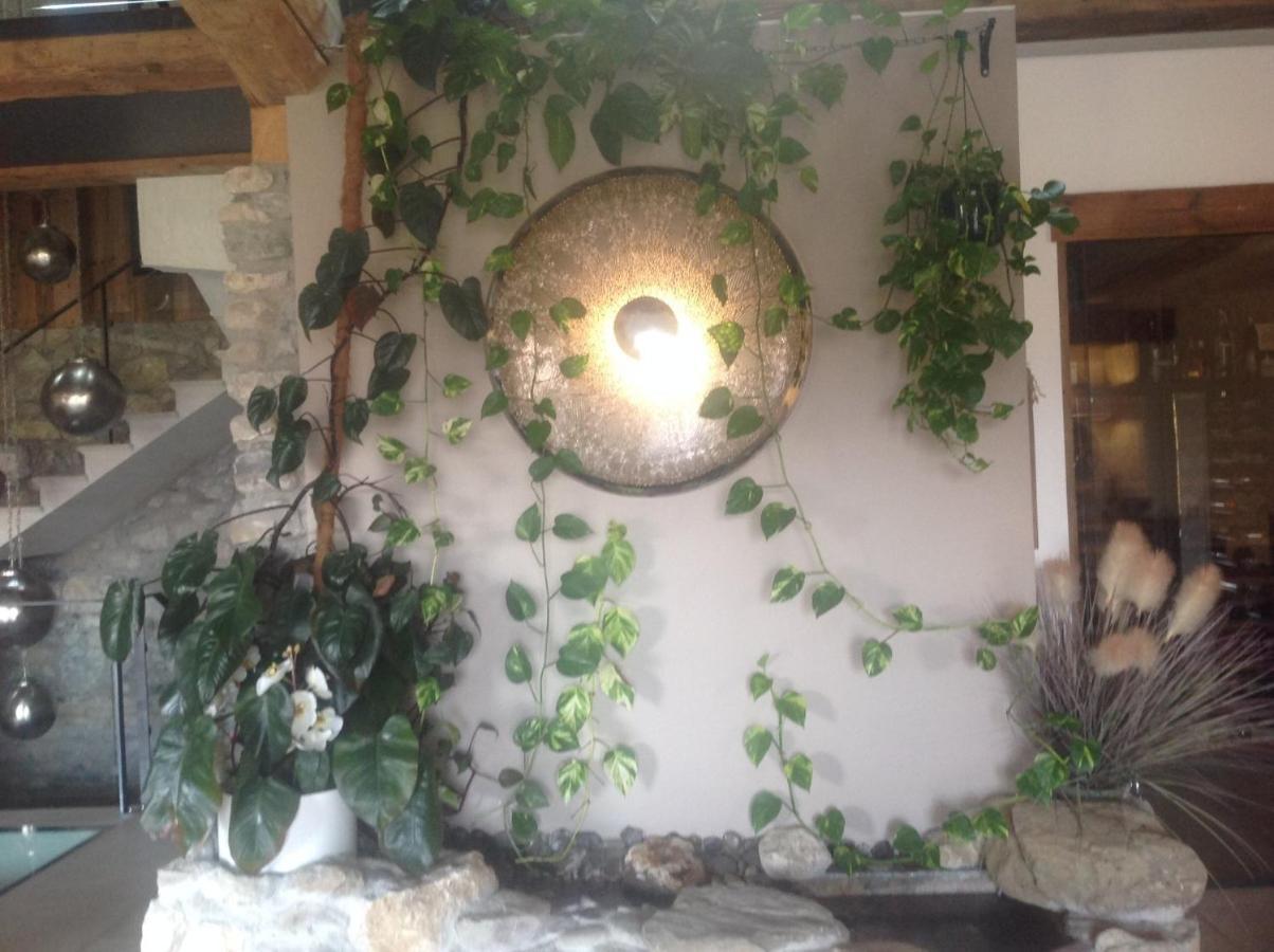 Le Paon Bleu Annecy Poisy Bed and Breakfast Εξωτερικό φωτογραφία