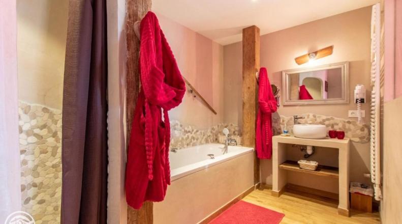 Le Paon Bleu Annecy Poisy Bed and Breakfast Εξωτερικό φωτογραφία