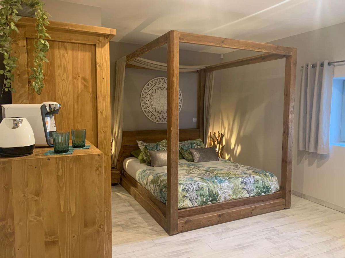 Le Paon Bleu Annecy Poisy Bed and Breakfast Εξωτερικό φωτογραφία